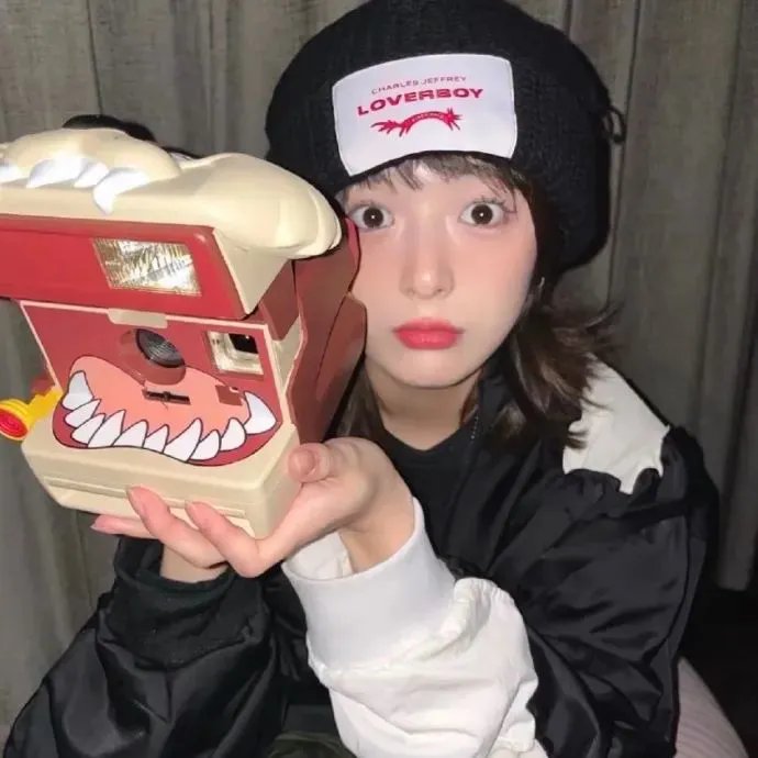 且以深情共白首